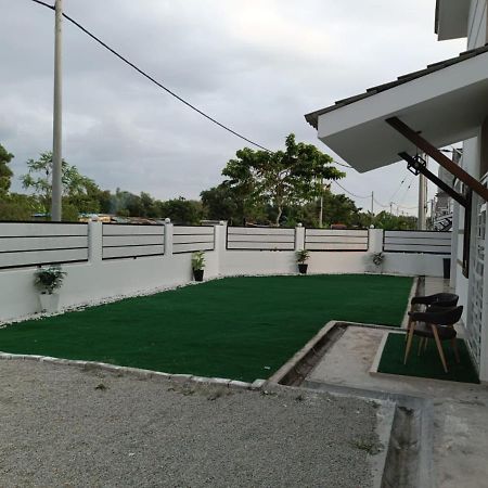 In Homestay Corner Batu Pahat Exterior photo