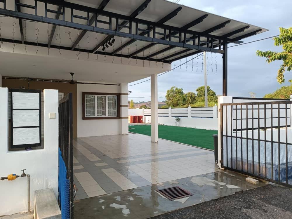 In Homestay Corner Batu Pahat Exterior photo