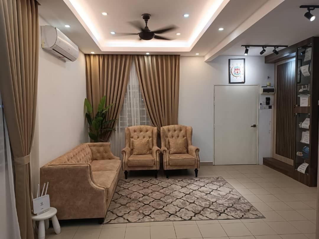 In Homestay Corner Batu Pahat Exterior photo